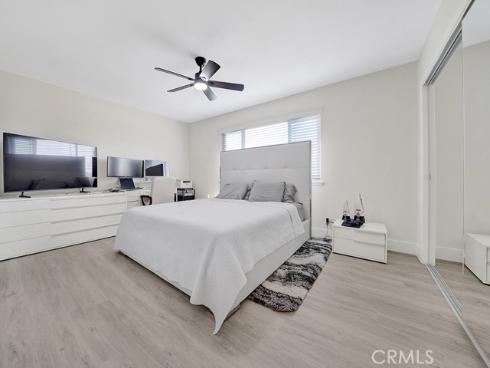 2334 Bunker Hill Way, Costa Mesa, CA