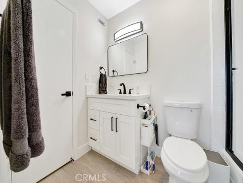 2334 Bunker Hill Way, Costa Mesa, CA