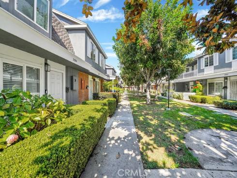 2334 Bunker Hill Way, Costa Mesa, CA