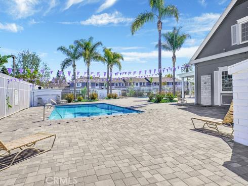 2334 Bunker Hill Way, Costa Mesa, CA