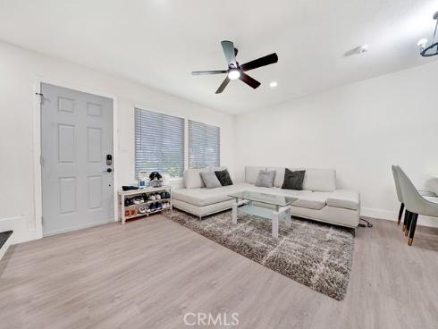 2334 Bunker Hill Way, Costa Mesa, CA