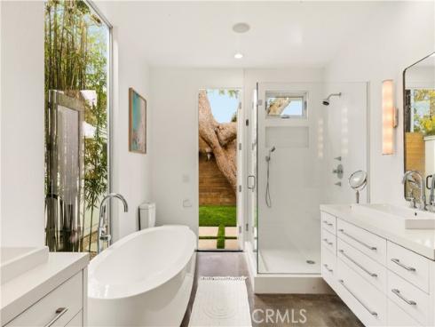 223 Robinhood Place, Costa Mesa, CA