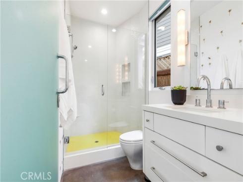 223 Robinhood Place, Costa Mesa, CA