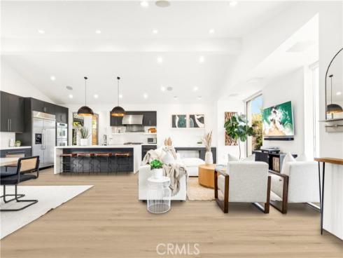 223 Robinhood Place, Costa Mesa, CA