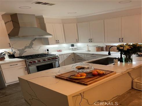 2547 Cornerstone Lane, Costa Mesa, CA