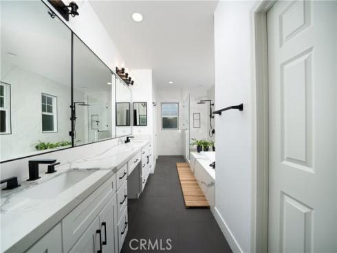 2547 Cornerstone Lane, Costa Mesa, CA