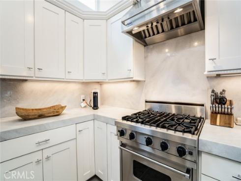 1222 Las Arenas 23 Way, Costa Mesa, CA