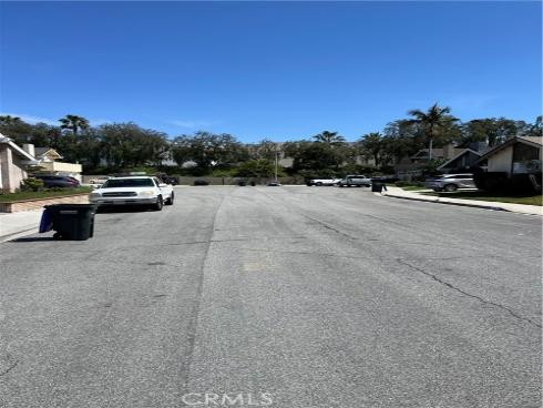 933 Carnation Avenue, Costa Mesa, CA