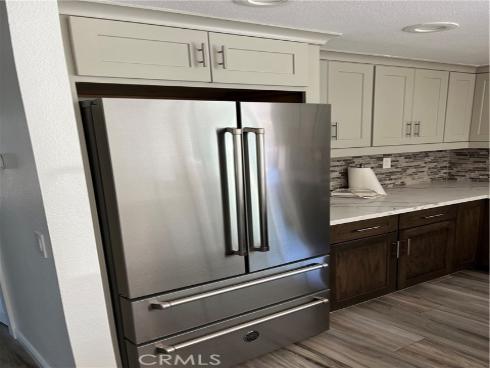 933 Carnation Avenue, Costa Mesa, CA