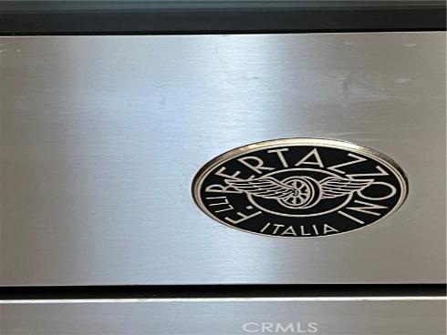 933 Carnation Avenue, Costa Mesa, CA