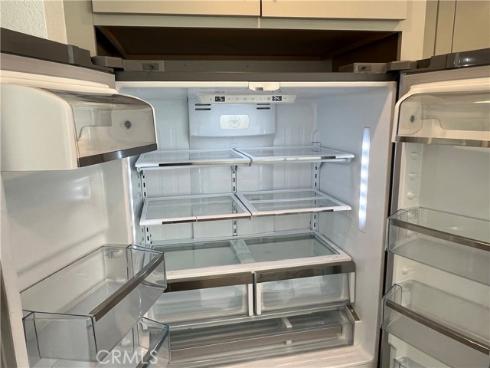 933 Carnation Avenue, Costa Mesa, CA