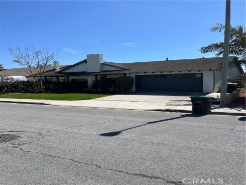 933 Carnation Avenue, Costa Mesa, CA
