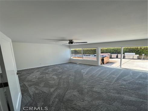 933  Carnation   Avenue, Costa Mesa, CA