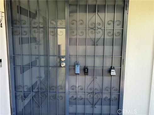 933 Carnation Avenue, Costa Mesa, CA