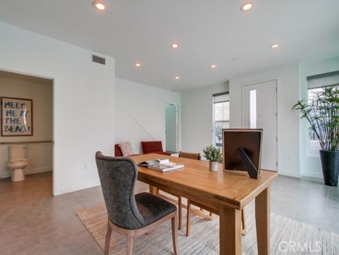 2015 Placentia Avenue, Costa Mesa, CA