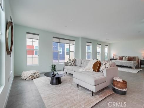 2015 Placentia Avenue, Costa Mesa, CA