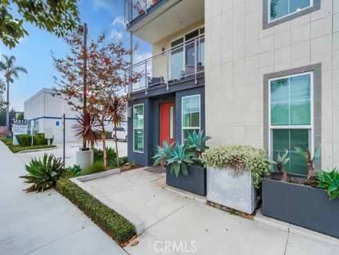 2015 Placentia Avenue, Costa Mesa, CA