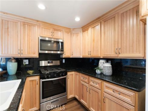 543 W Wilson 6 Street, Costa Mesa, CA