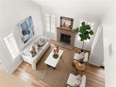 543 W Wilson 6 Street, Costa Mesa, CA