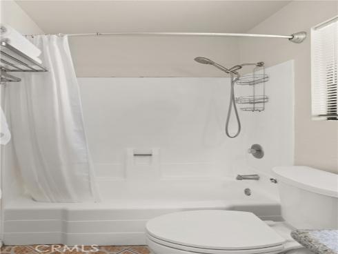 543 W Wilson 6 Street, Costa Mesa, CA