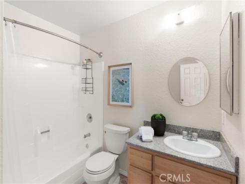 543 W Wilson  6  Street, Costa Mesa, CA