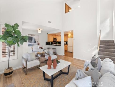 543 W Wilson 6 Street, Costa Mesa, CA