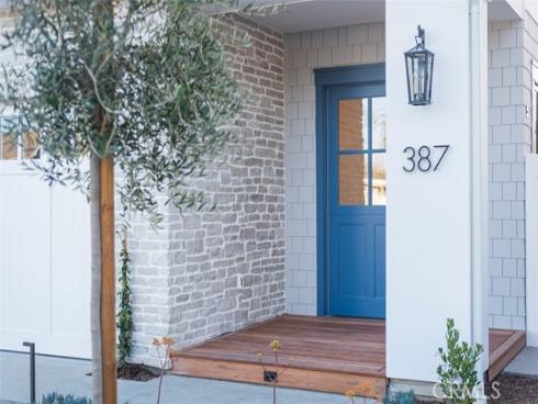 387 La Perle Place, Costa Mesa, CA