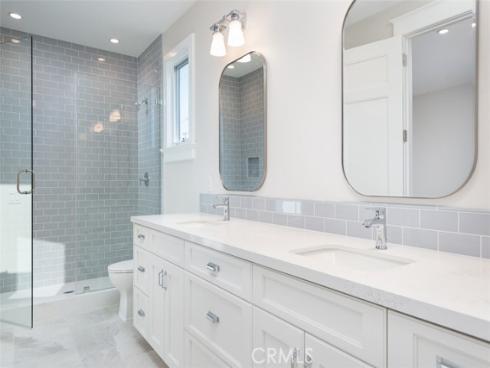 387 La Perle Place, Costa Mesa, CA