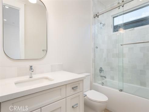 387 La Perle Place, Costa Mesa, CA