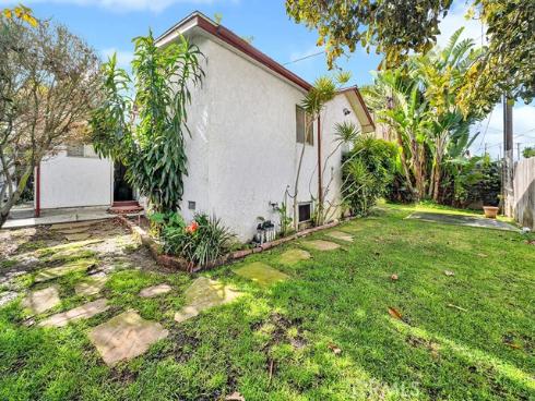 1527 Orange Avenue, Costa Mesa, CA