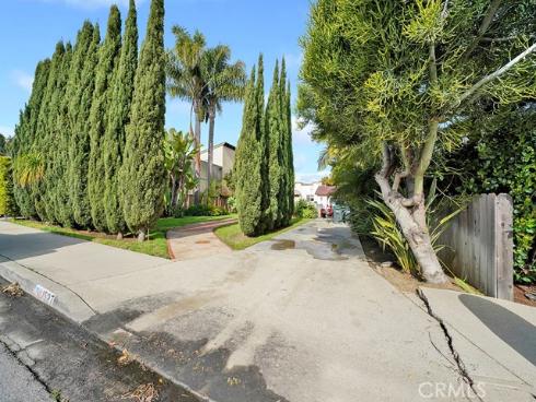 1527 Orange Avenue, Costa Mesa, CA