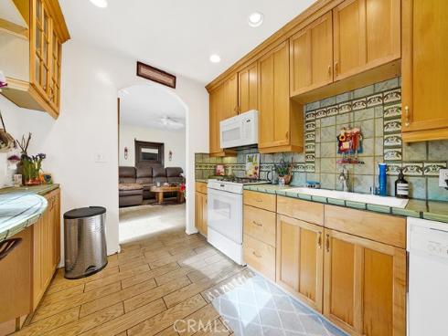 1527 Orange Avenue, Costa Mesa, CA