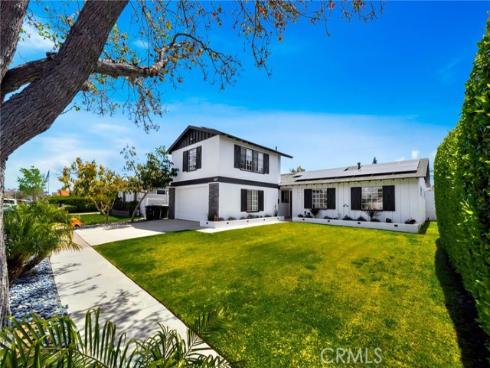 587 Traverse Drive, Costa Mesa, CA