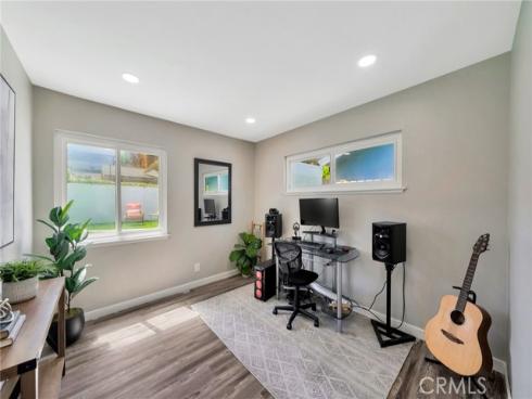 587 Traverse Drive, Costa Mesa, CA