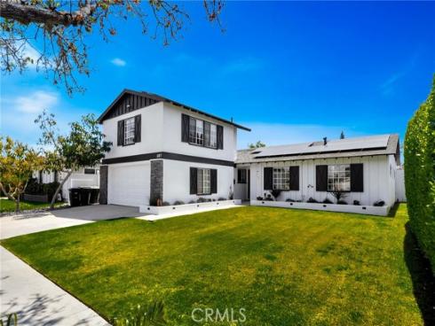 587 Traverse Drive, Costa Mesa, CA
