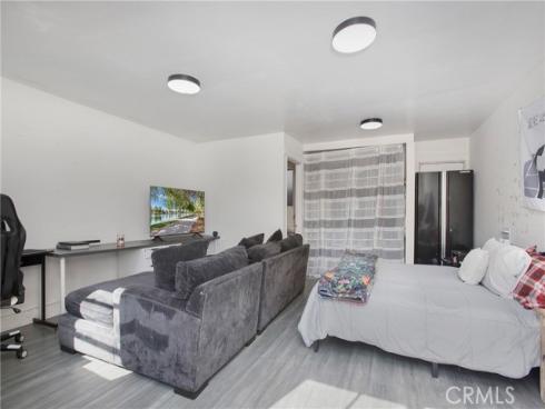 2197 Santa Ana , Costa Mesa, CA