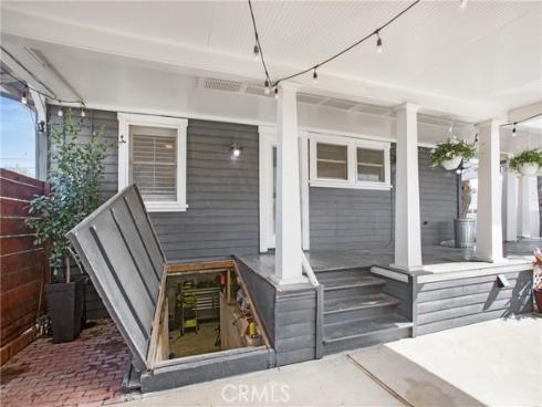 2197 Santa Ana , Costa Mesa, CA