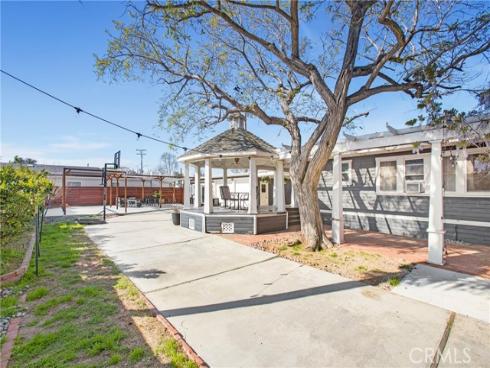 2197 Santa Ana , Costa Mesa, CA