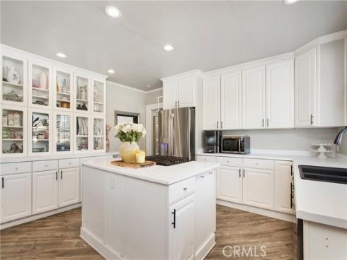 2197 Santa Ana , Costa Mesa, CA