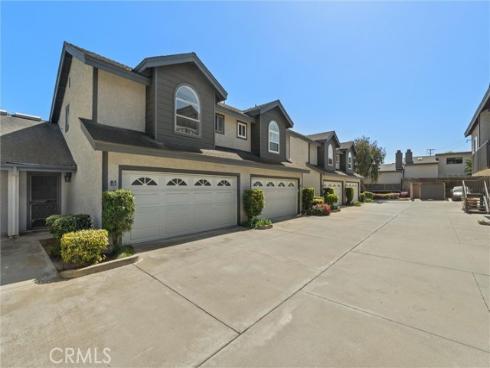2200 Canyon Drive 8 , Costa Mesa, CA
