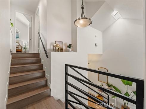 2200 Canyon Drive 8 , Costa Mesa, CA