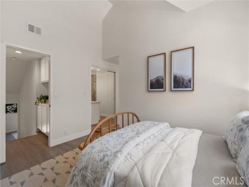 2200 Canyon Drive 8 , Costa Mesa, CA