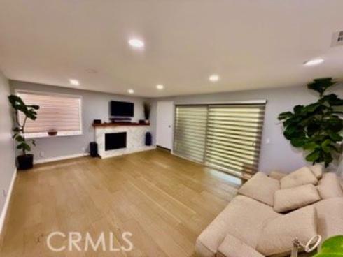 2750 San Carlos Lane, Costa Mesa, CA