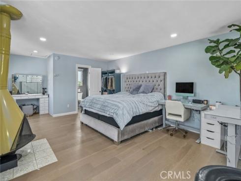 2750 San Carlos Lane, Costa Mesa, CA