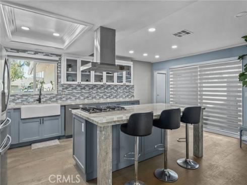 2750 San Carlos Lane, Costa Mesa, CA