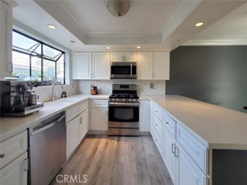 2512 Santa Ana 9 Avenue, Costa Mesa, CA