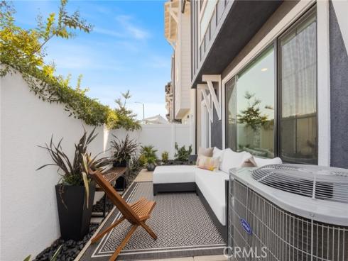 2096 Caleigh Ln , Costa Mesa, CA