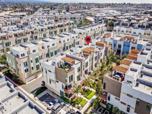 1680 Grand View , Costa Mesa, CA