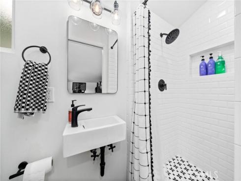 2818 Francis Lane, Costa Mesa, CA