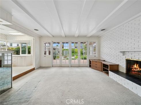 1955 Aliso Avenue, Costa Mesa, CA